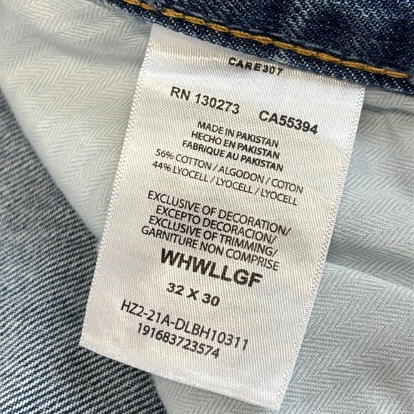 WRANGLER Worldwide High Rise Wide Leg Jeans Size 32 x 30 - Picture 4 of 5